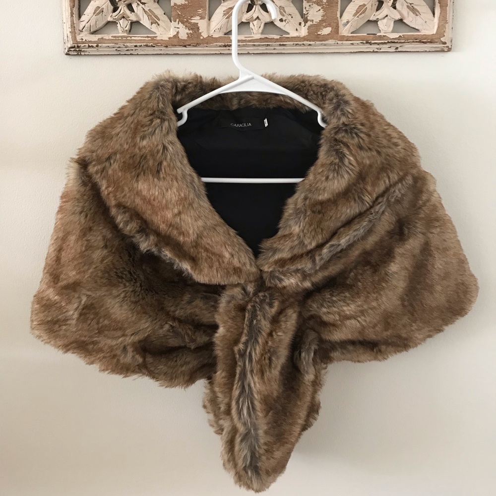 Faux fir wrap
